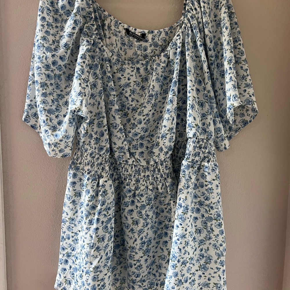 Elegant white and blue floral tunic top
